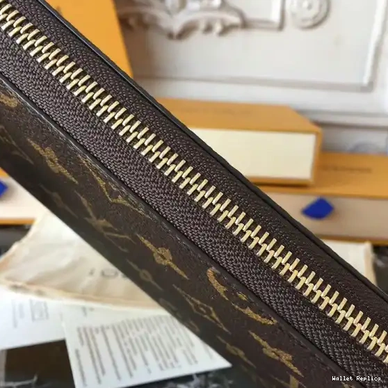 Affordable VUITTON LOUIS ZIPPY ORGANIZER 0630